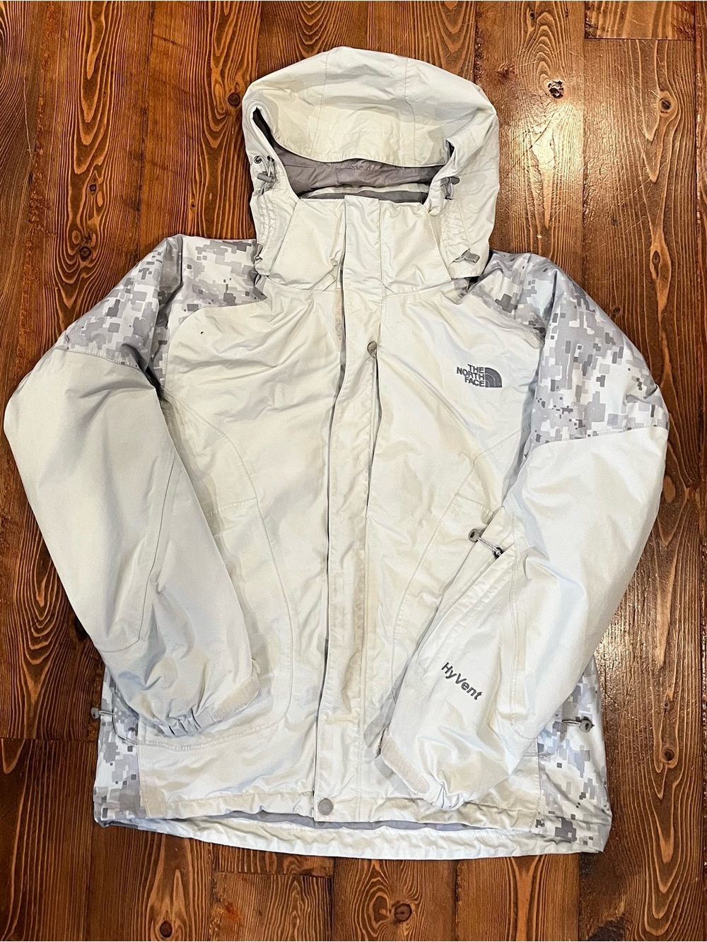 The North Face Off-White HyVent Hooded Insulated Winter Jacket
